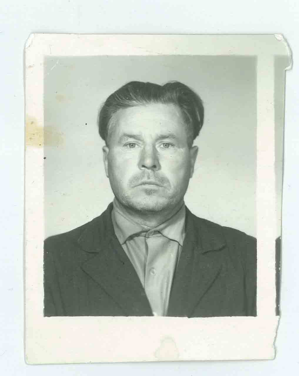 Архивная фотография до реставрации