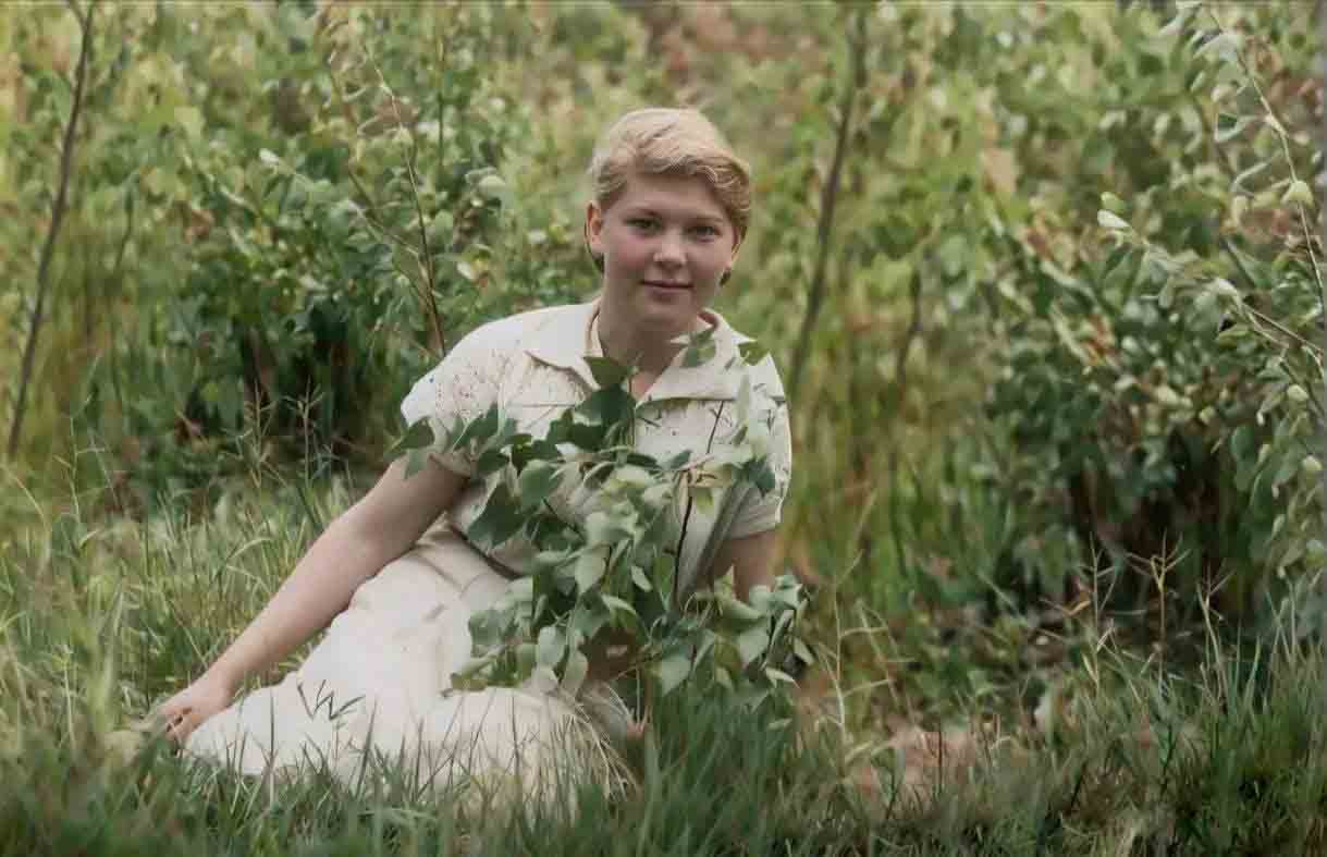 Старая фотография после реставрации и чистки